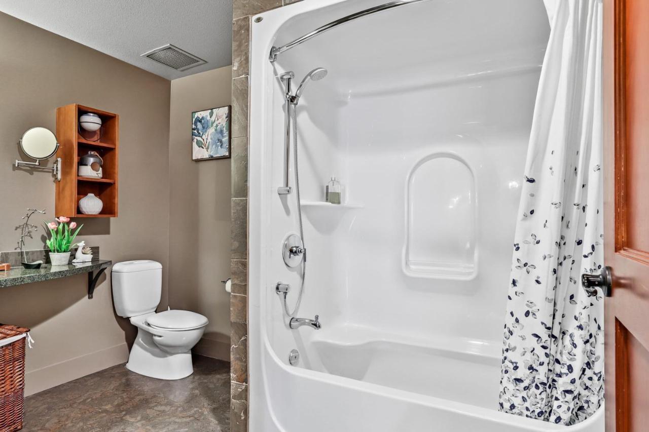 The Versailles By Samsara Luxury View 1300sqf 2bedroom 2bathrom Appartement Canmore
