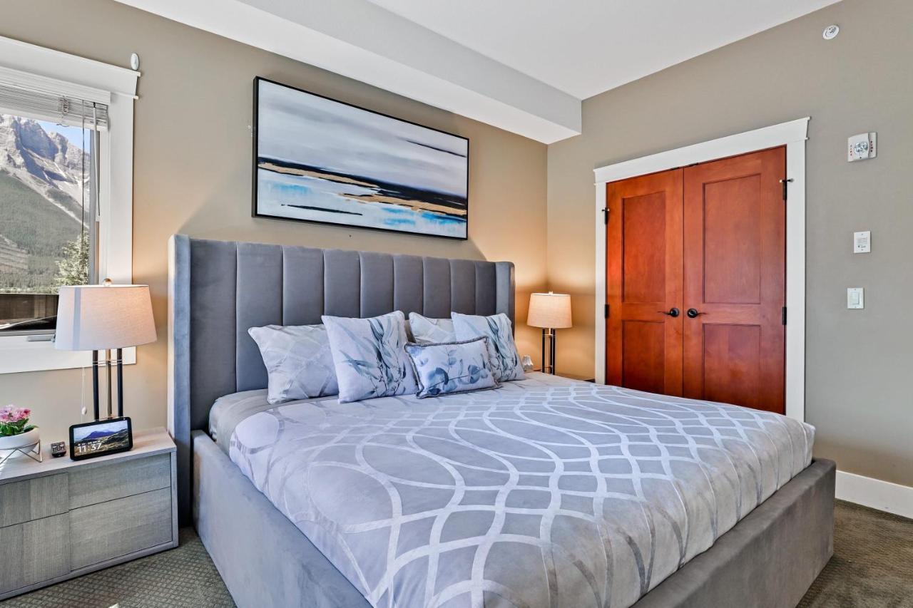 The Versailles By Samsara Luxury View 1300sqf 2bedroom 2bathrom Appartement Canmore