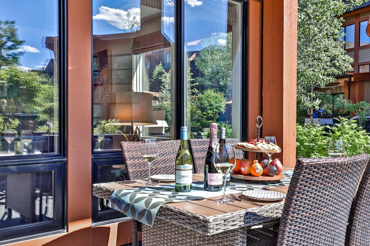 The Versailles By Samsara Luxury View 1300sqf 2bedroom 2bathrom Canmore